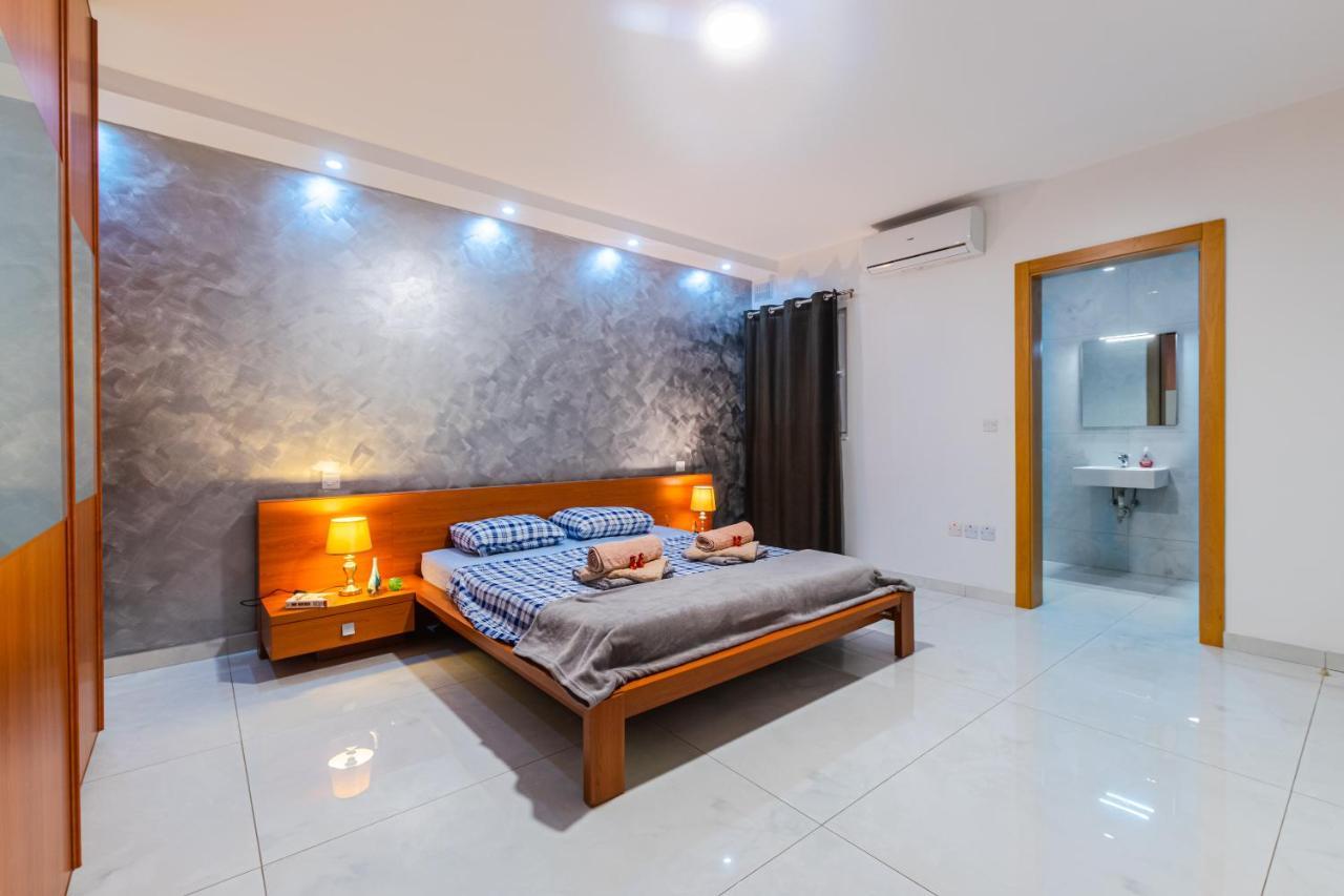 New 3 Bdr 2 Bth Apartment Terrace In Bugibba St. Paul's Bay Exteriör bild