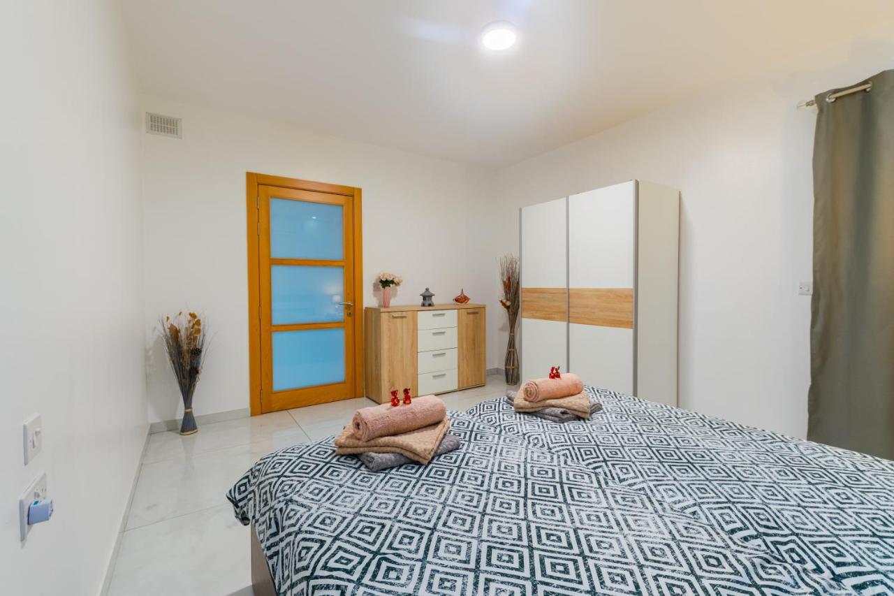 New 3 Bdr 2 Bth Apartment Terrace In Bugibba St. Paul's Bay Exteriör bild